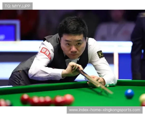 丁俊晖强势晋级,斯诺克国锦赛三连胜状态火爆。,丁俊晖斯诺克世界锦标赛冠军 丁俊晖强势晋级,斯诺克国锦赛三连胜状态火爆。,丁俊晖斯诺克世界锦标赛冠军