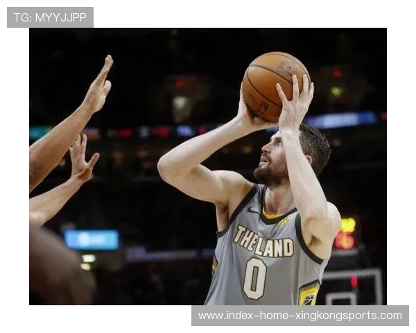 朗斯拟在战术板上加入更多中场压迫套路,重新定义球队的未来 朗斯拟在战术板上加入更多中场压迫套路,重新定义球队的未来