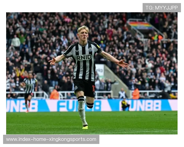 纽卡斯尔沙尔后场出球稳健