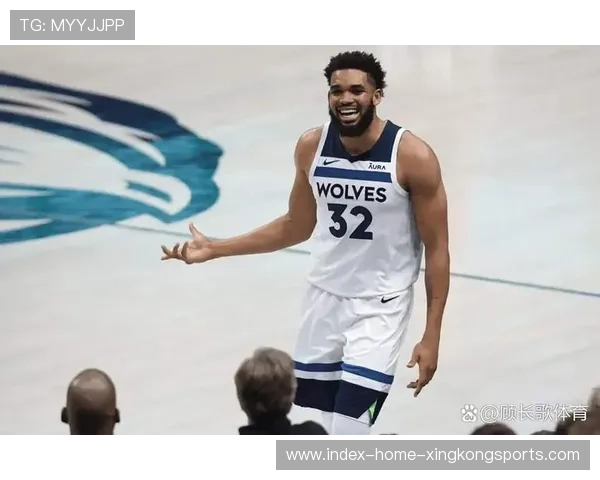 唐斯外线射中压哨三分，森林狼全队怒吼庆祝