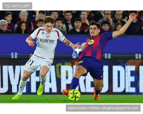 拉菲尼亚斜塞助攻佩德里门前补射