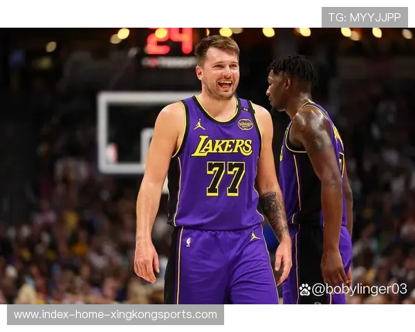 东契奇变向突破轻松取分，独行侠保持掌控