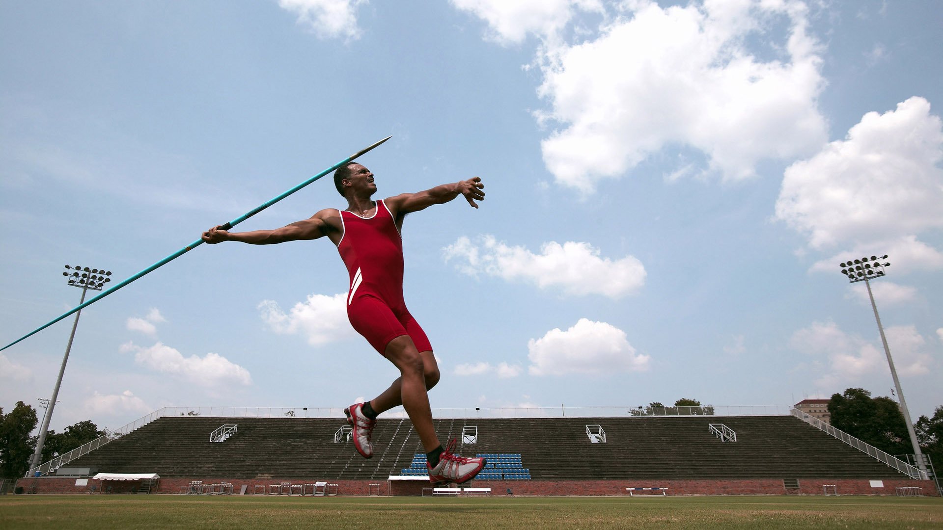 球员连续三场破门